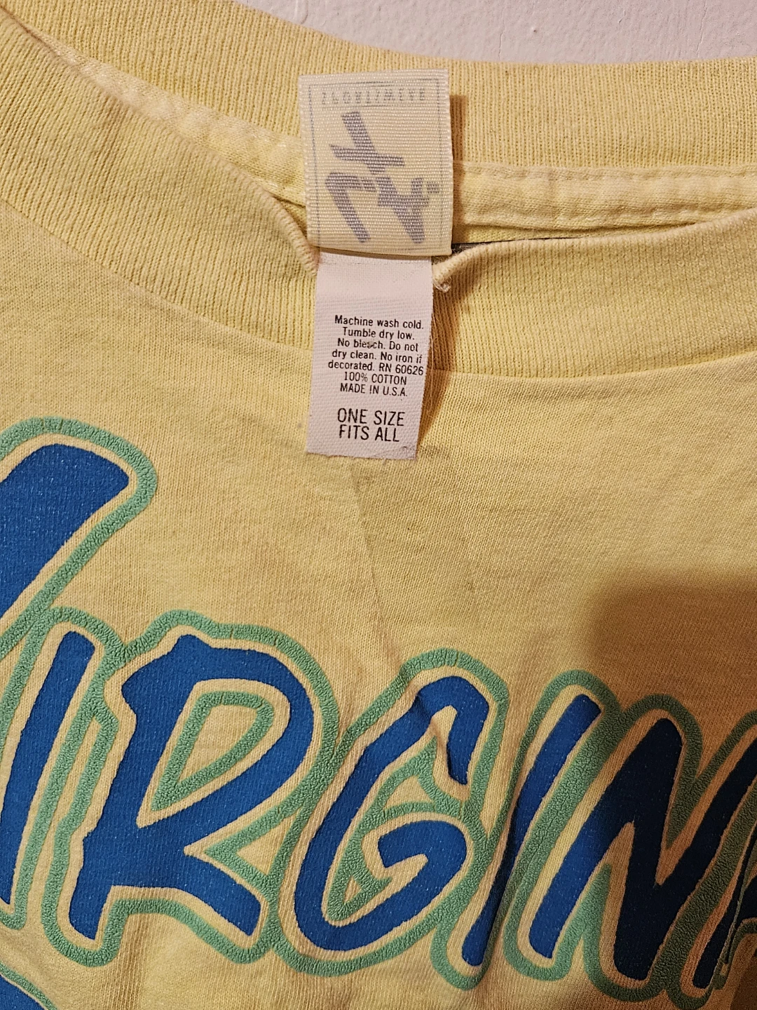 Women's Tshirt. One size fits all. - photo 3