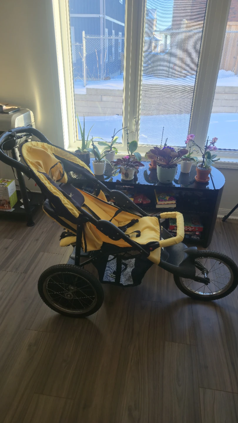 Baby Trend Jogging Stroller (As is)