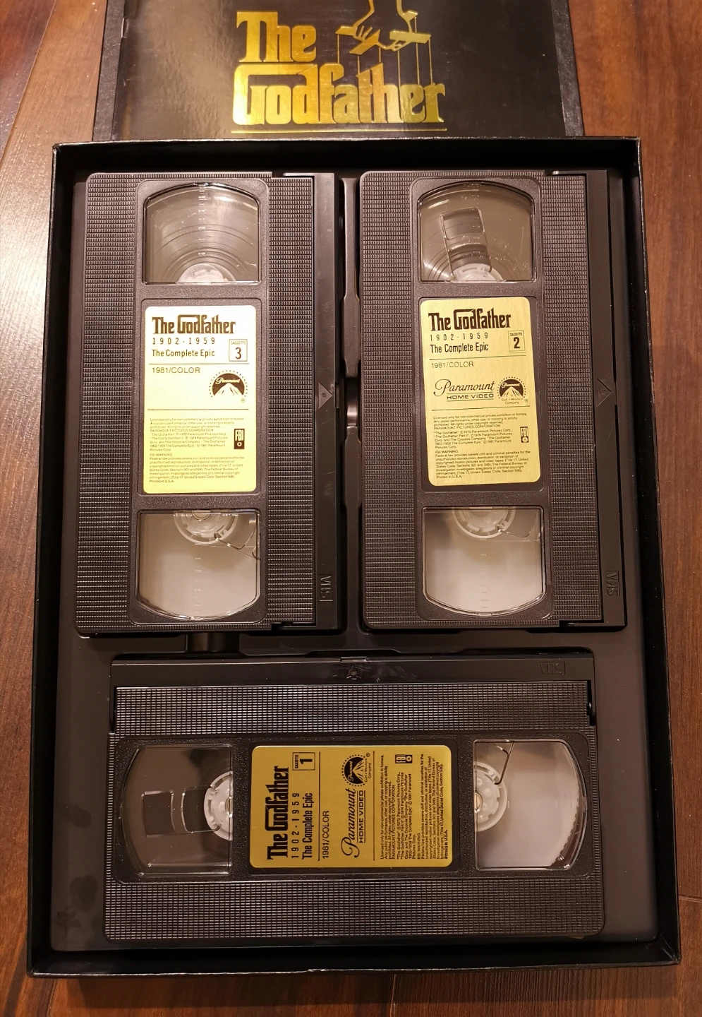 The Godfather: 1902–1959 – The Complete Epic (VHS Box Set) - photo 2