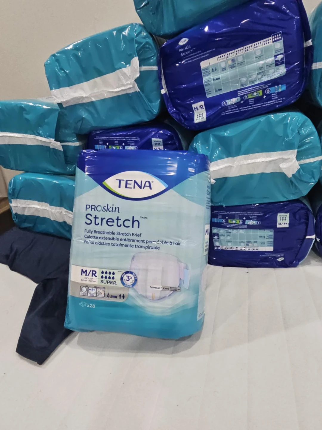 TENA ProSkin Stretch Super Incontinence Briefs M/R (28 count) - photo 2