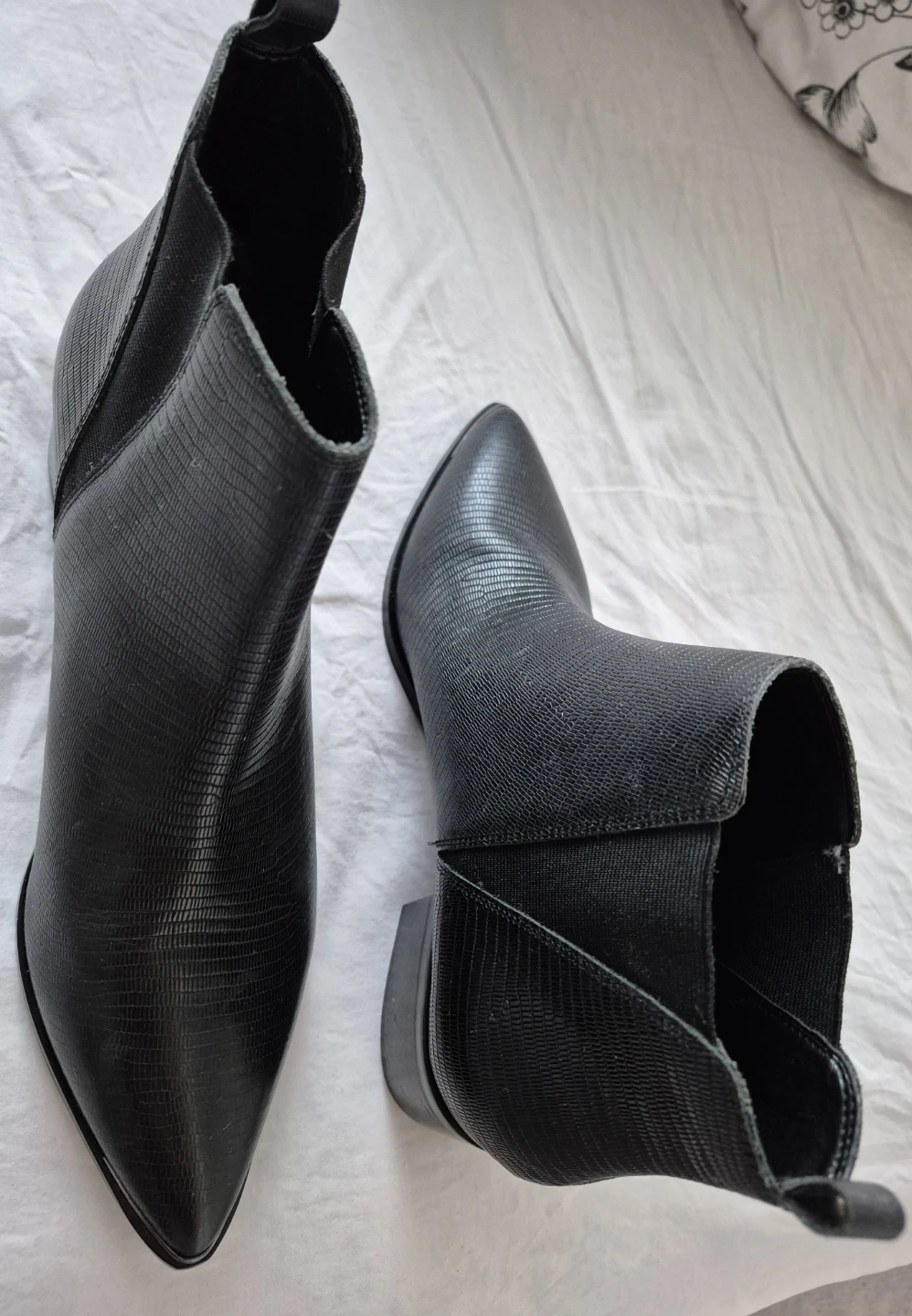 Marc Fisher Black Leather Ankle Boots Size 8.5M