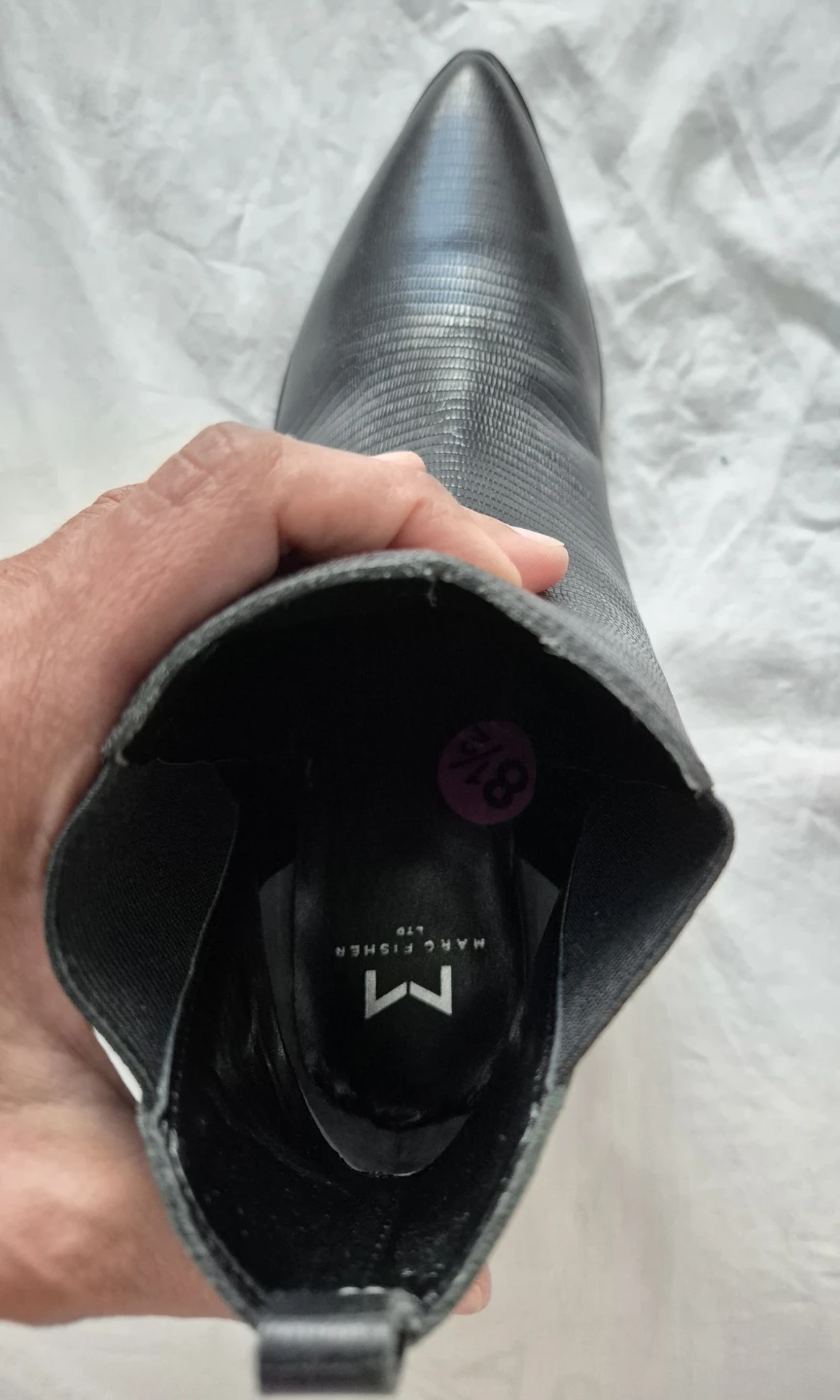 Marc Fisher Black Leather Ankle Boots Size 8.5M - photo 2