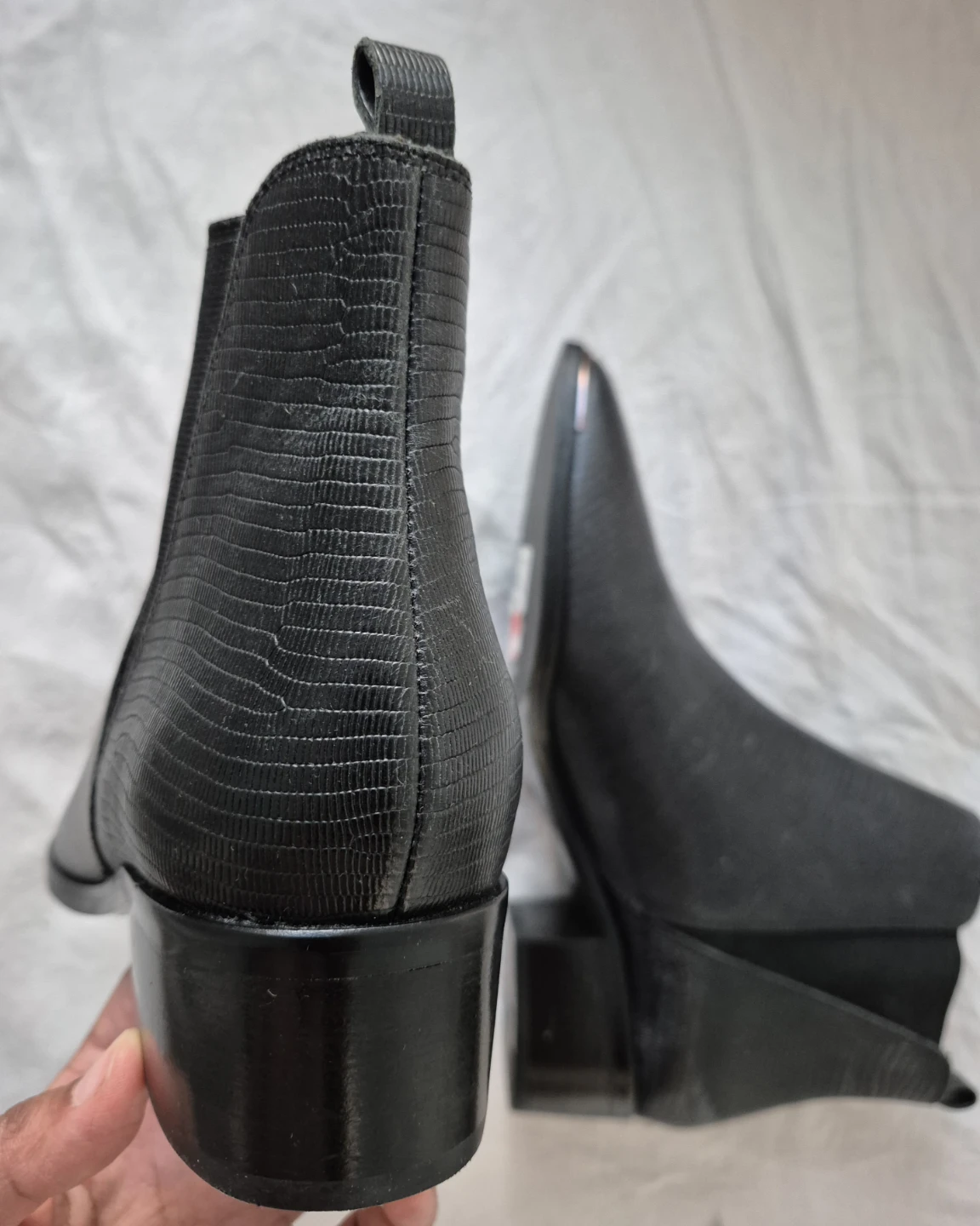 Marc Fisher Black Leather Ankle Boots Size 8.5M - photo 3