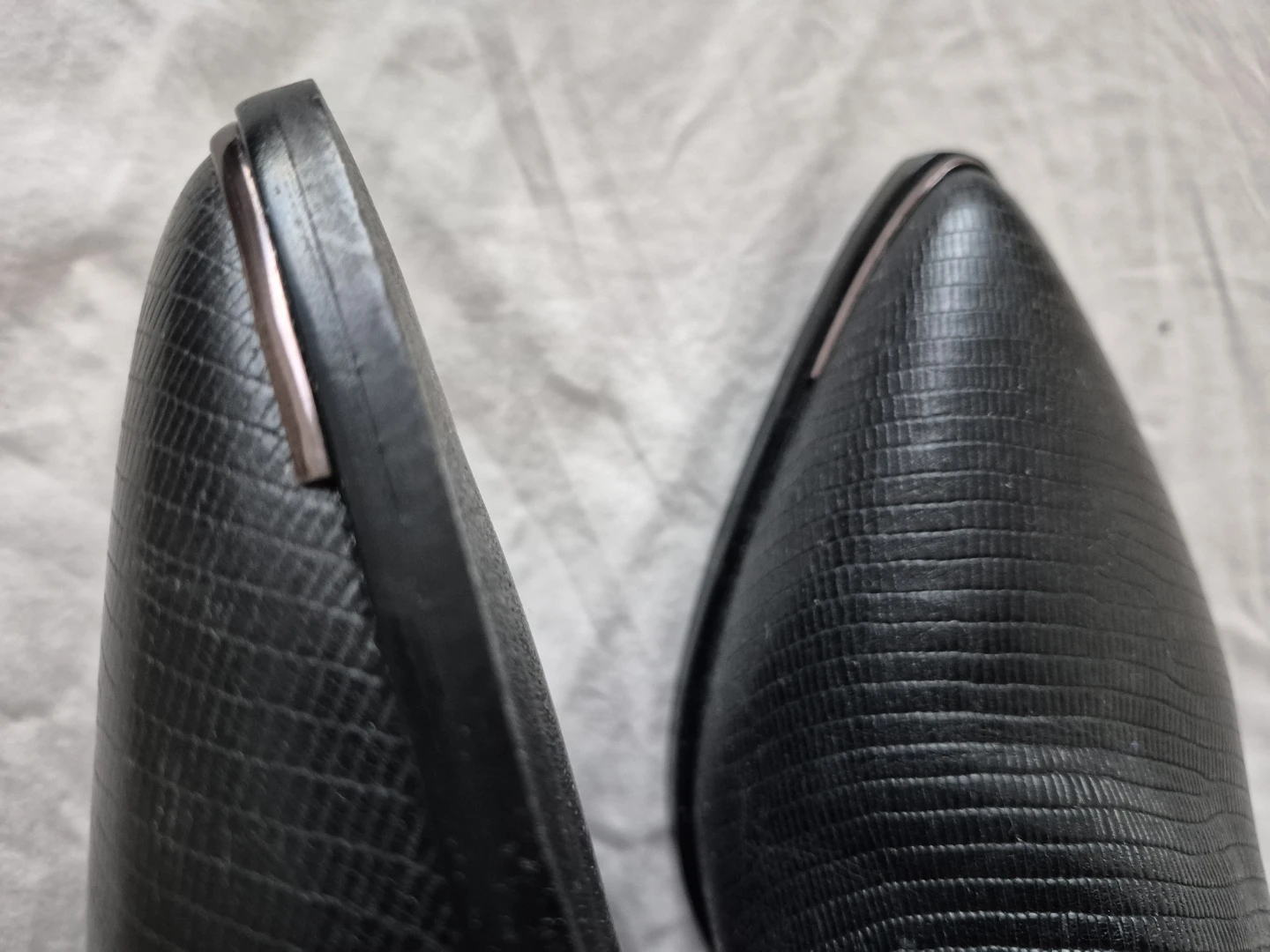 Marc Fisher Black Leather Ankle Boots Size 8.5M - photo 4