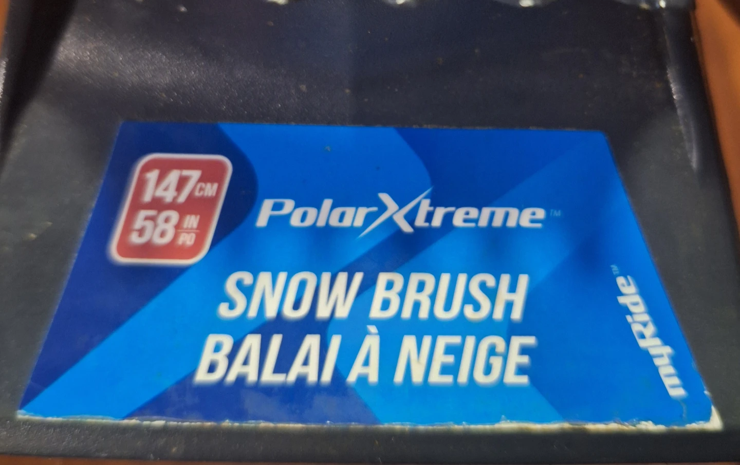 PolarXtreme 147cm Snow Brush with Scraper - photo 3