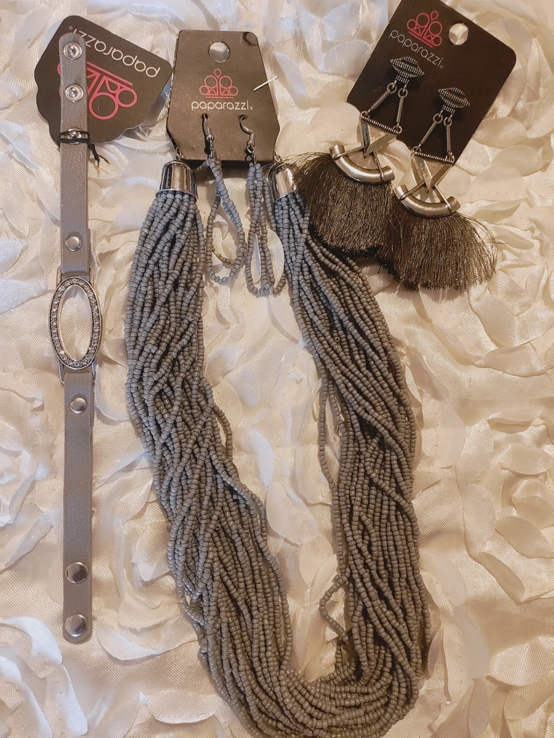 🏆 Jewelry Set Sea bead Necklace, Bracelet, and Earrings