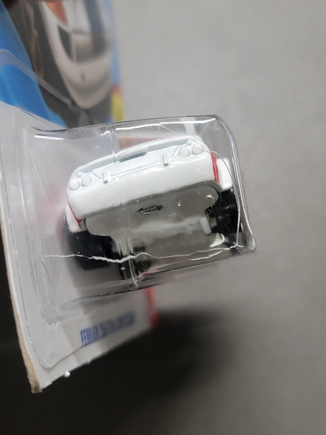 Hot Wheels Ferrari 365 GTB4 Competizione - photo 2