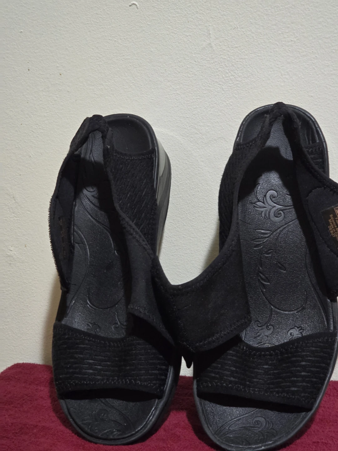 Bzees Black Fabric Comfort Sandals Women's US 7.5M - photo 5