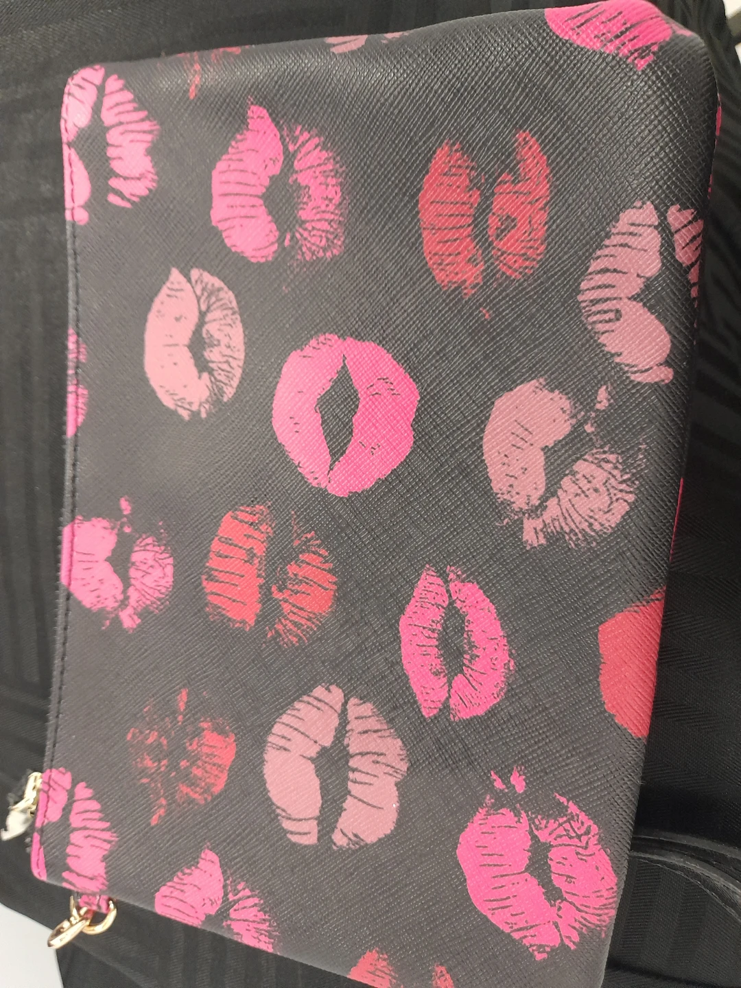 NEW Cosmetic Bag - photo 2