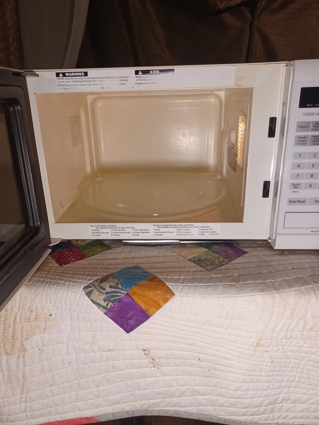 Panasonic 1200W Inverter Microwave - photo 4