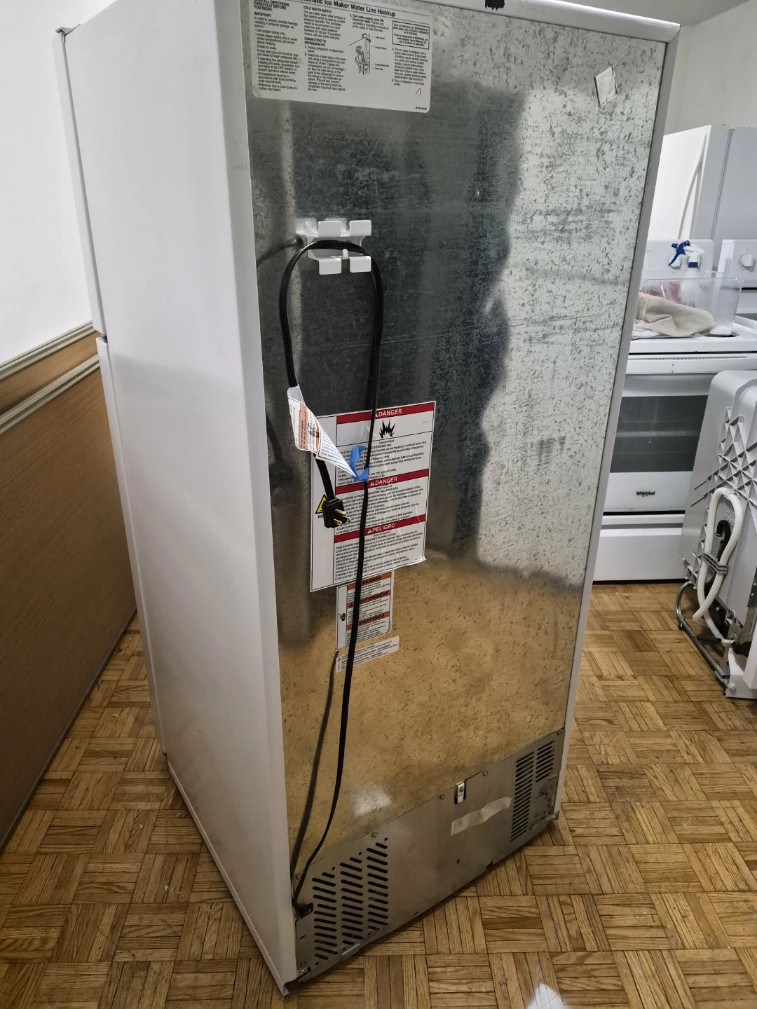 Whirlpool White Top Freezer Refrigerator - photo 5
