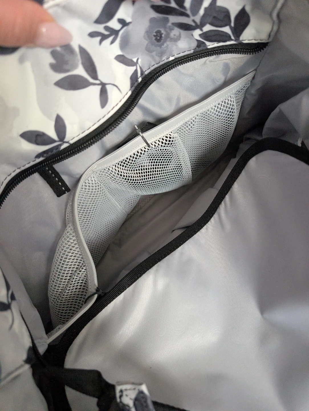 JuJuBe.Diaper Bag with Changing Pad - photo 3