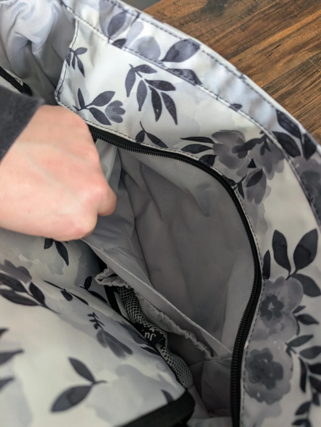 JuJuBe.Diaper Bag with Changing Pad - photo 5