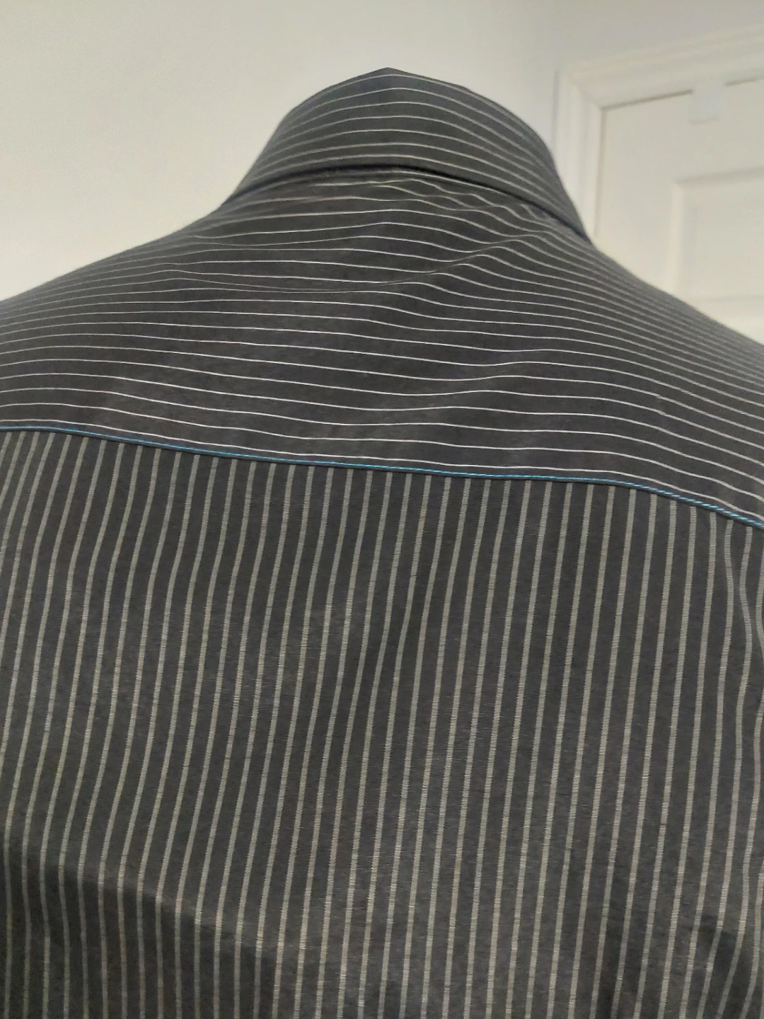 Men's Striped Button-Up  Motto Dress Shirt Medium - photo 5
