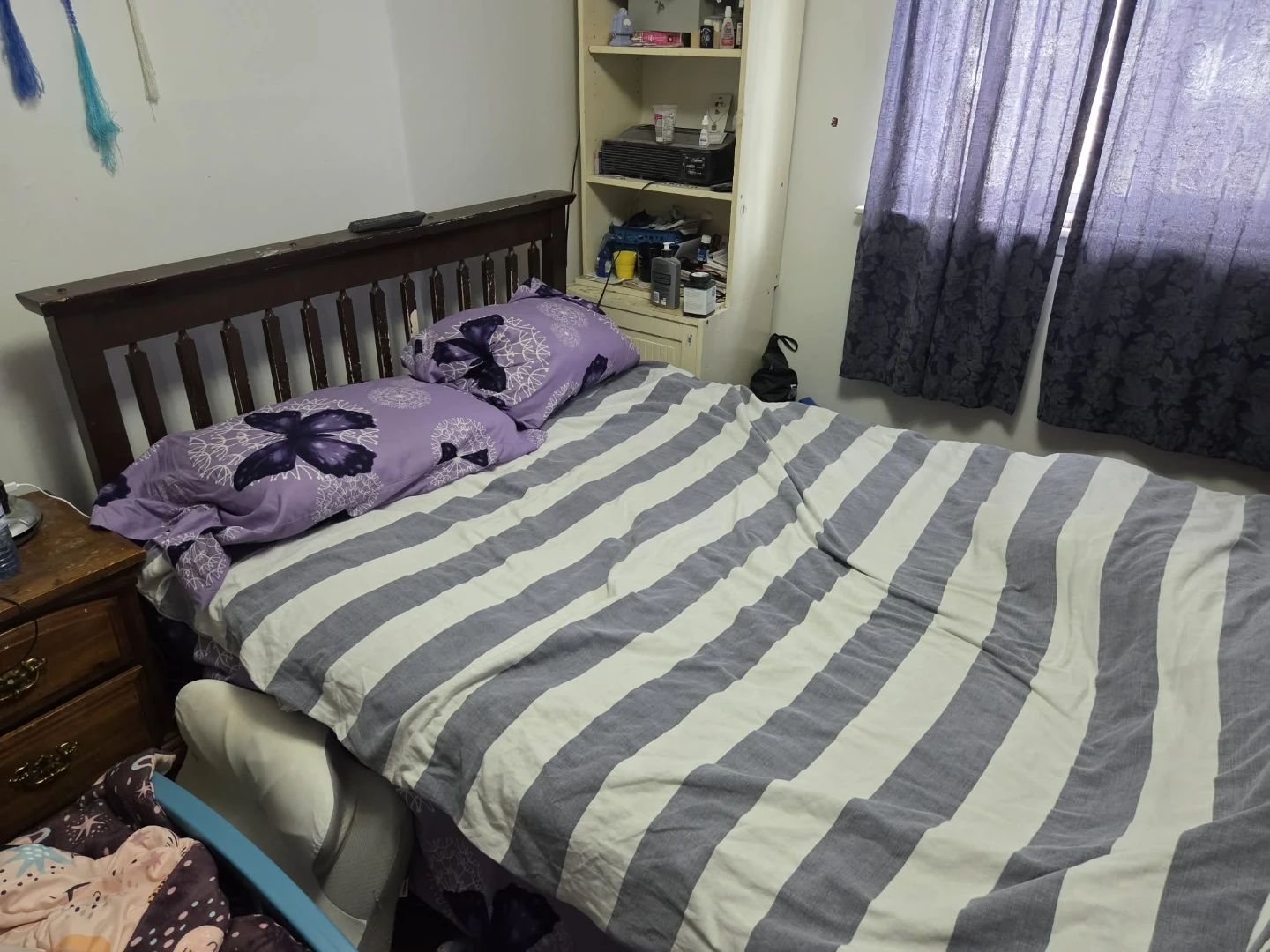 Wooden Headboard Bed Frame - photo 3