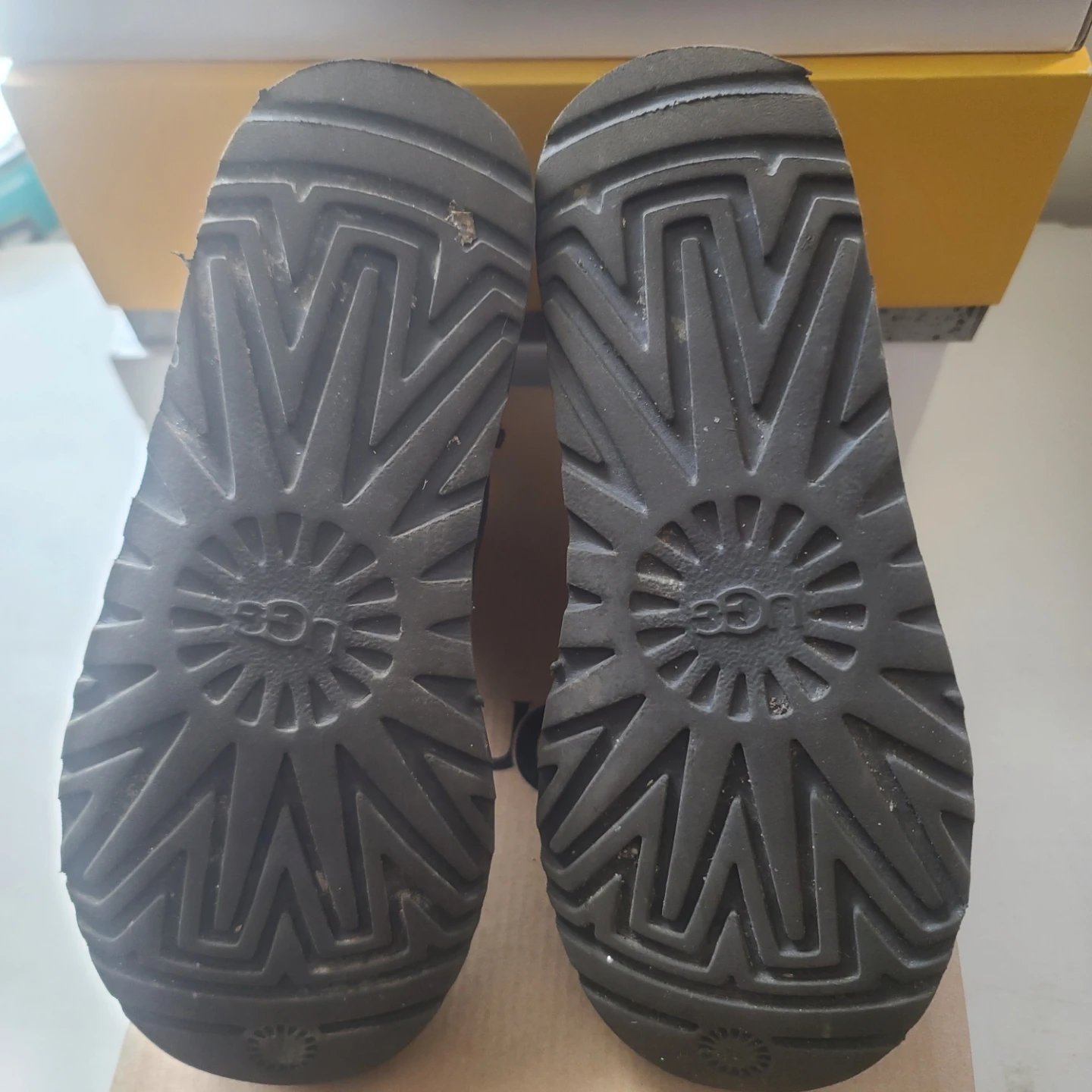 UGG Classic Mini Stud II Boots Grey Size 6 - photo 3