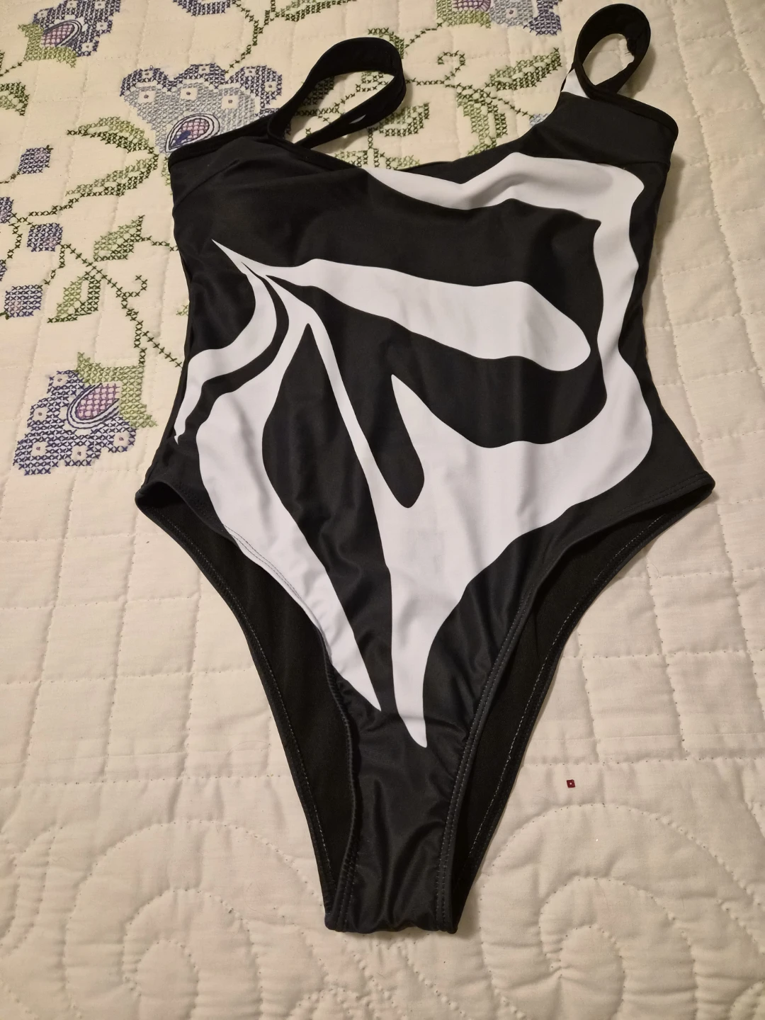 Black and White Abstract Print One-Piece Swimsuit
