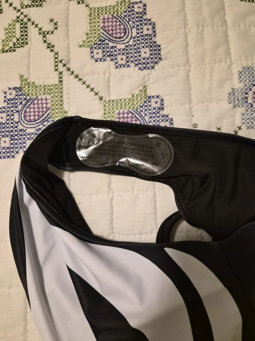 Black and White Abstract Print One-Piece Swimsuit - photo 2