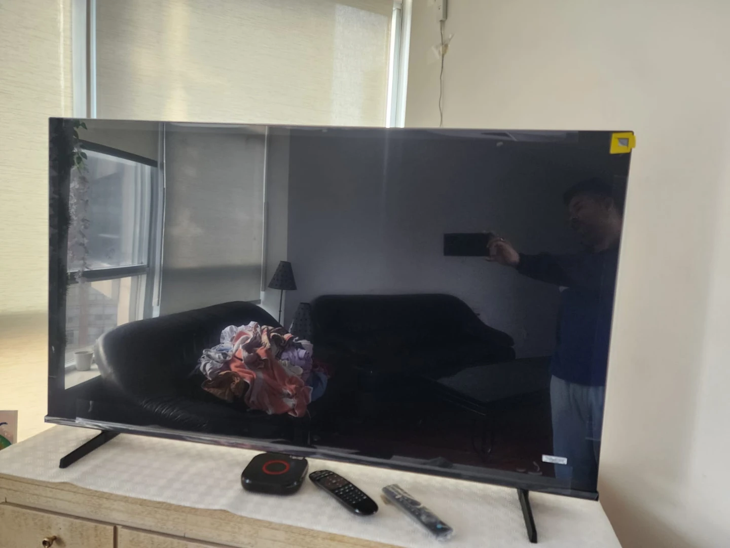 Hisense 55-inch Smart TV - photo 2