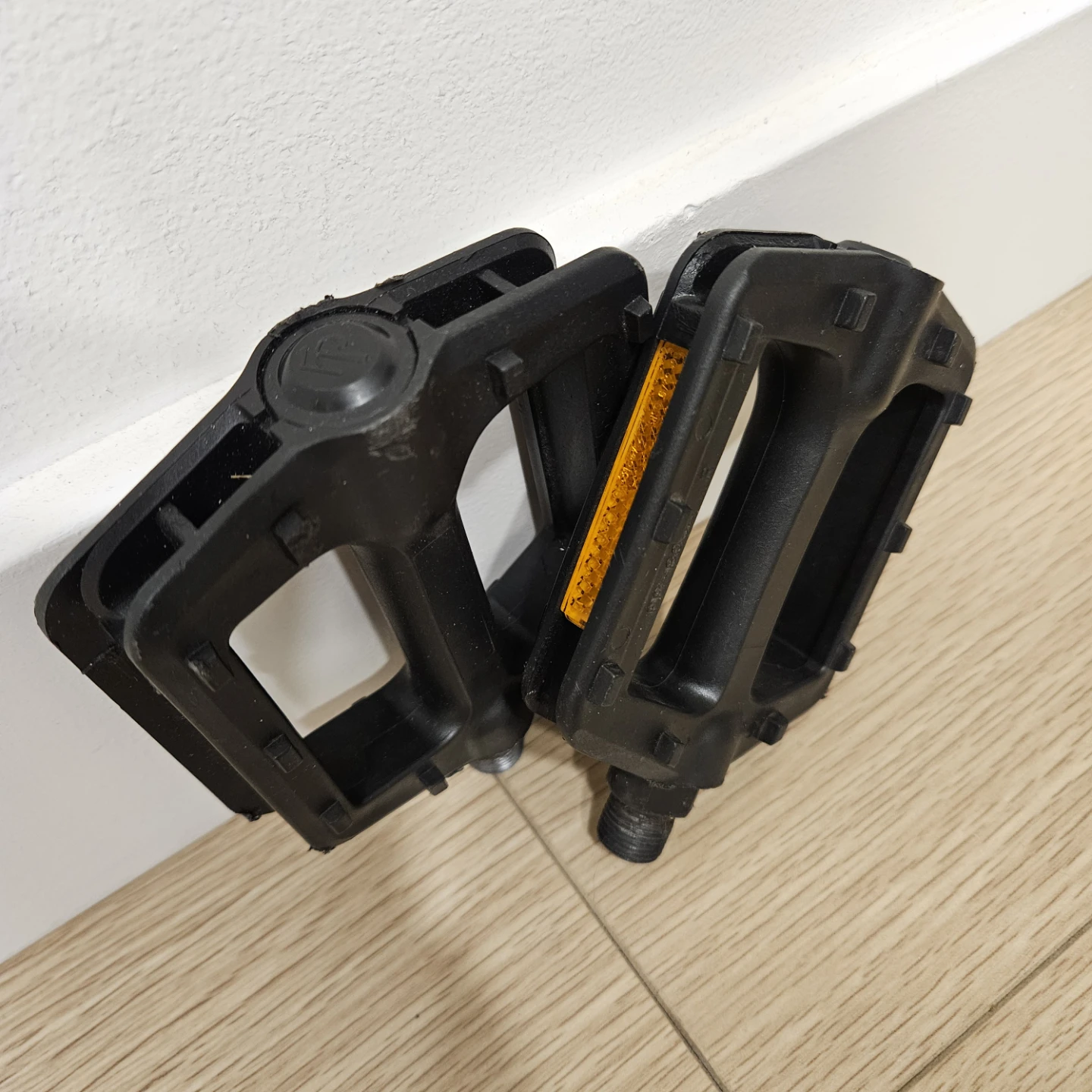 Pait of Black Plastic Bicycle Pedals - photo 2