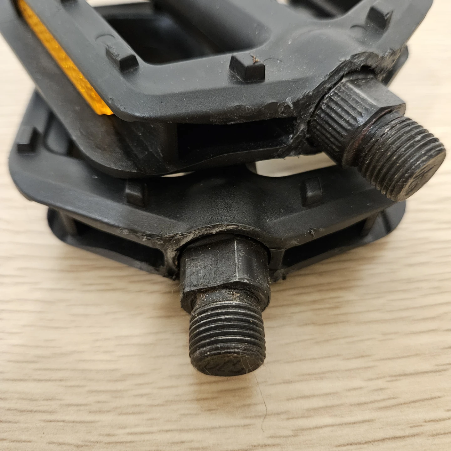 Pait of Black Plastic Bicycle Pedals - photo 3