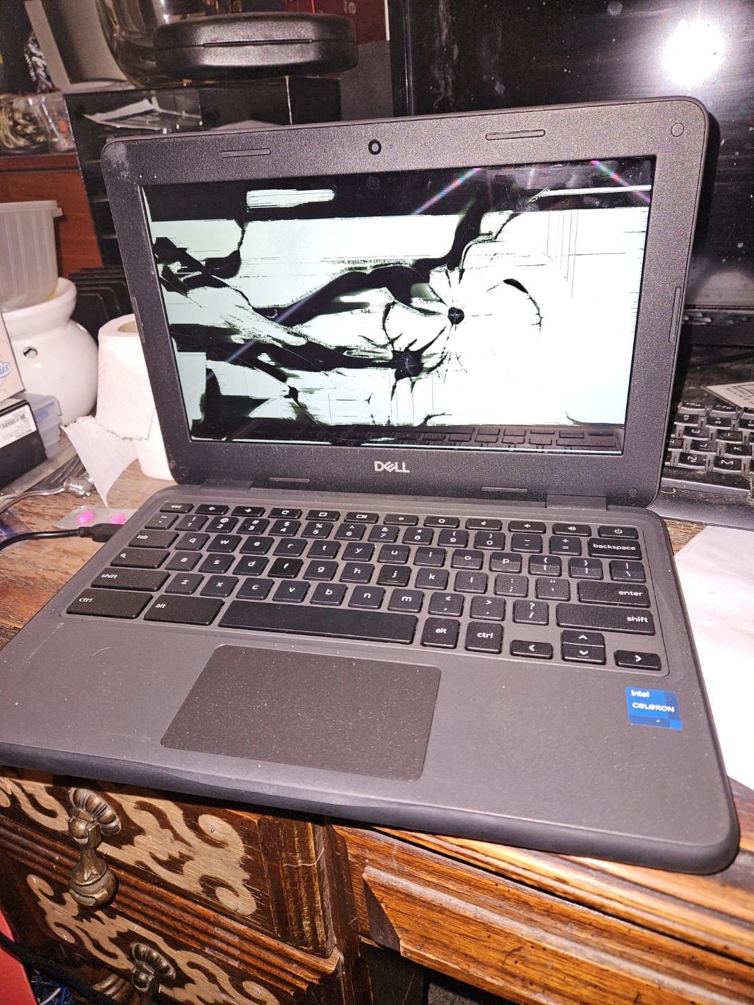 Dell Chromebook Laptop - For Parts/Repair (Cracked Screen)