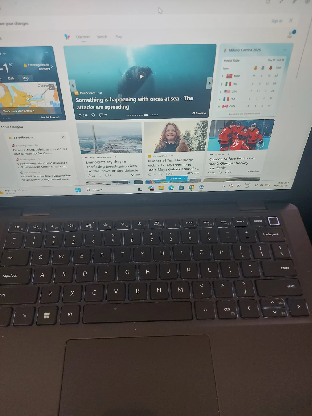 Dell Latitude 7430 Laptop - photo 2