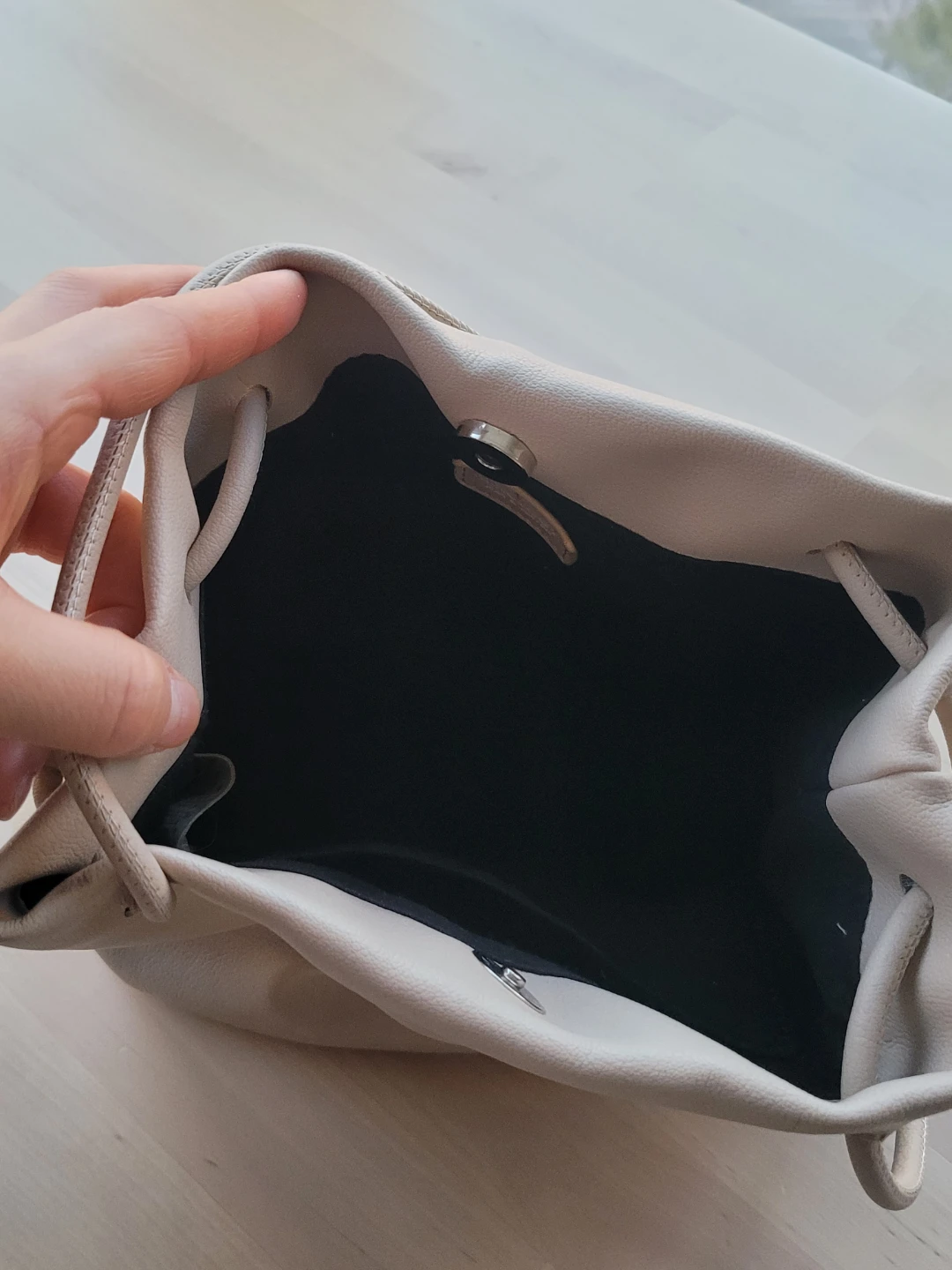 Beige Leather Bucket Bag - photo 4