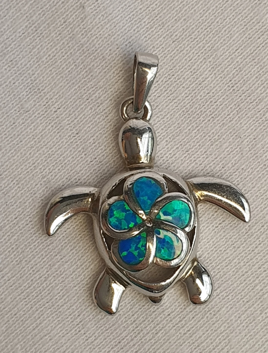 Sterling Silver Turtle Pendant Necklace