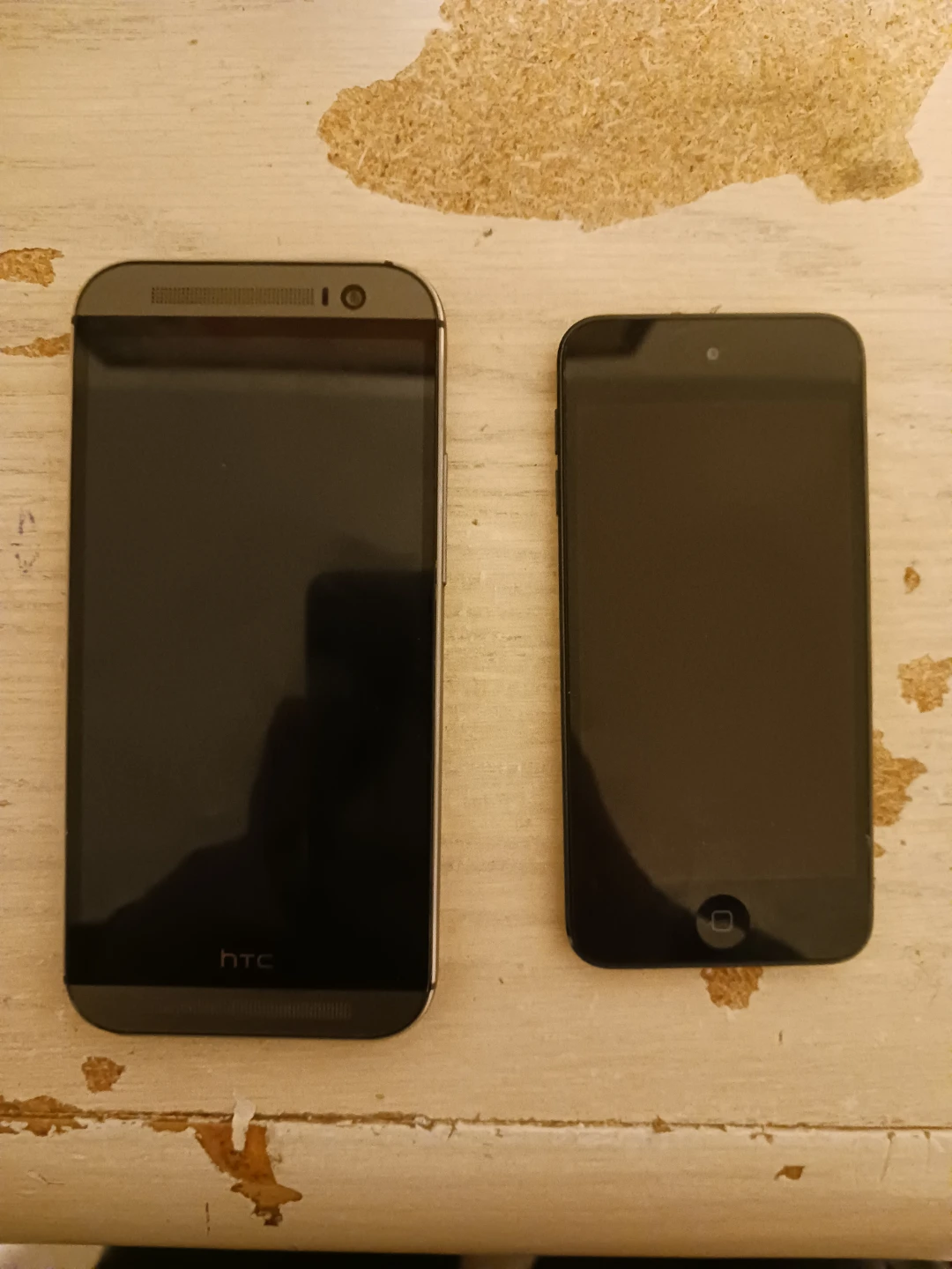 HTC One M8 and iPod Touch 5th Gen