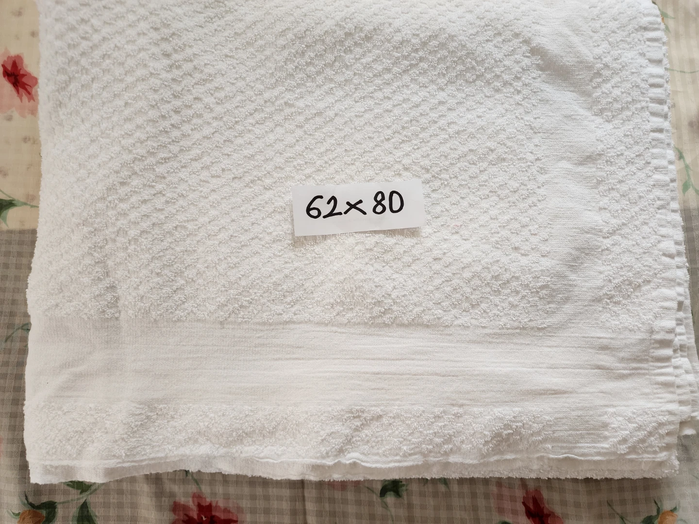 White Bath Towel (62x80)