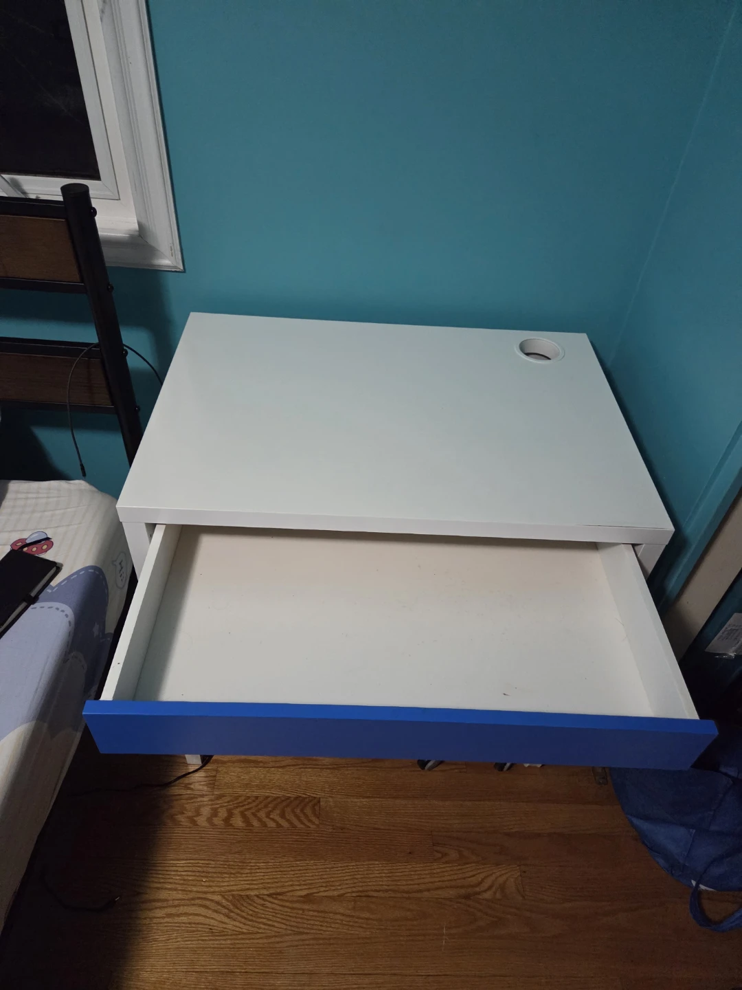 IKEA MICKE Desk White/Blue - photo 2
