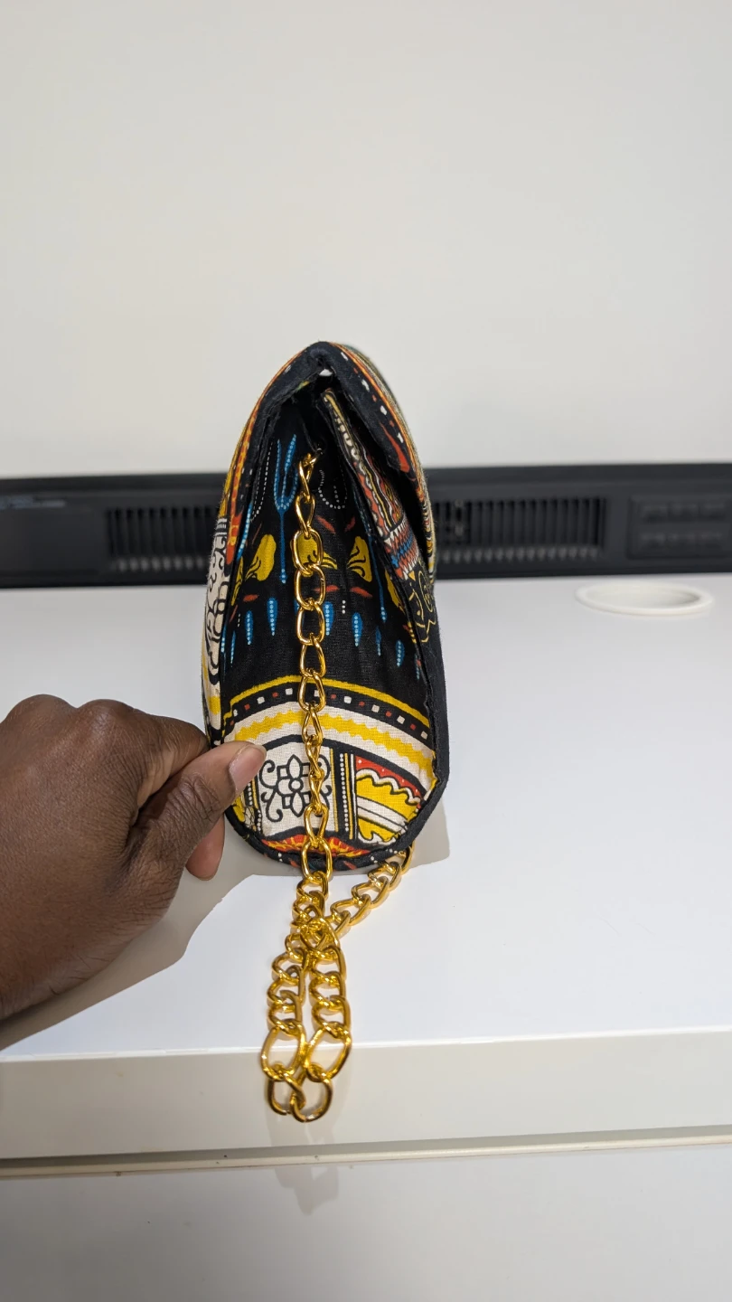 Clutch Bag with Gold Chain - photo 3