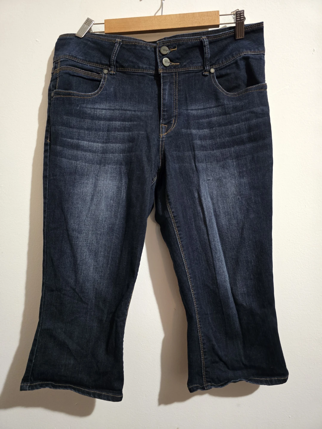 1822 Denim Women's Capri Jeans Size 14 - photo 2