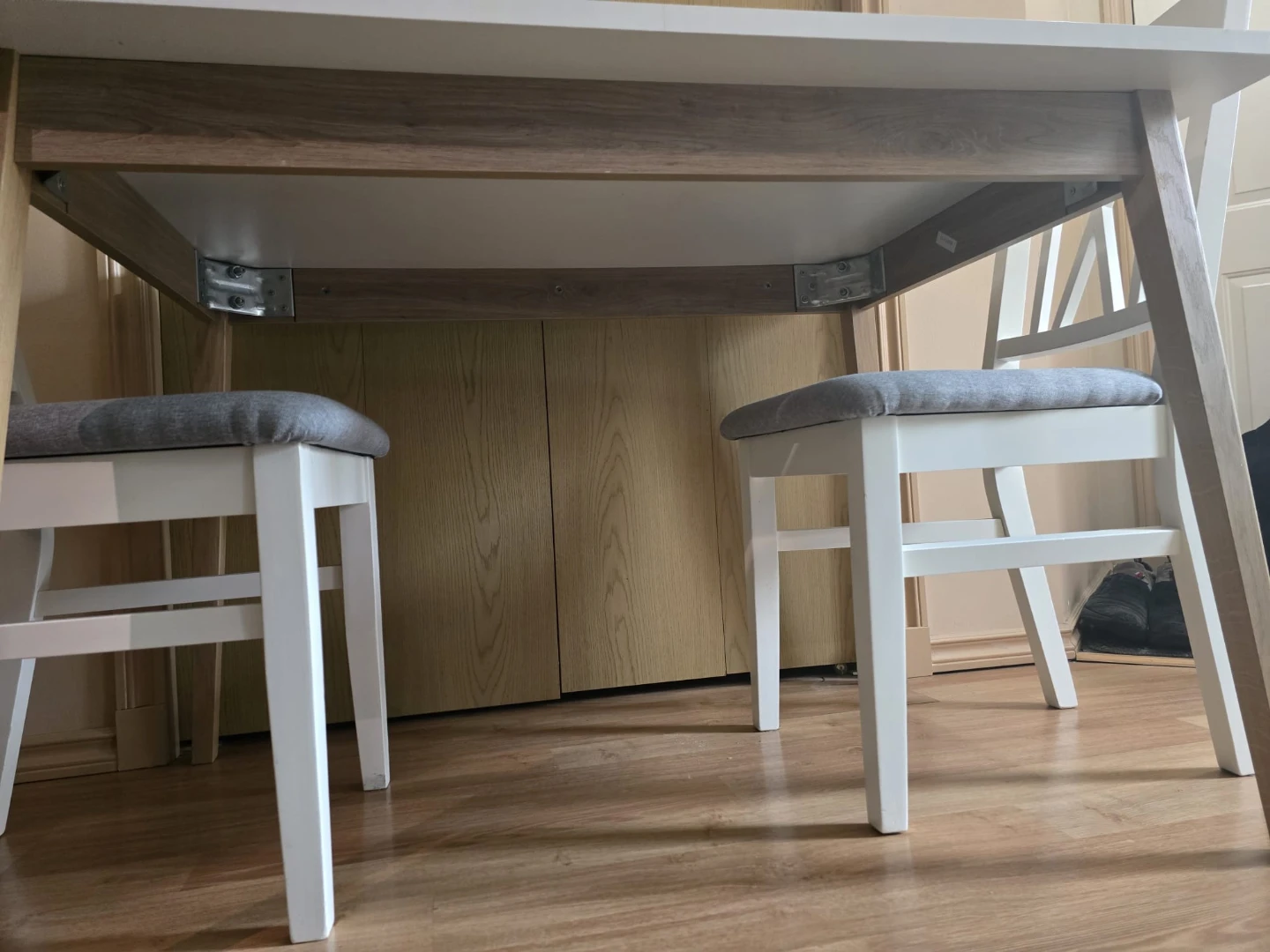 White Dining Table and Chairs Set - photo 5