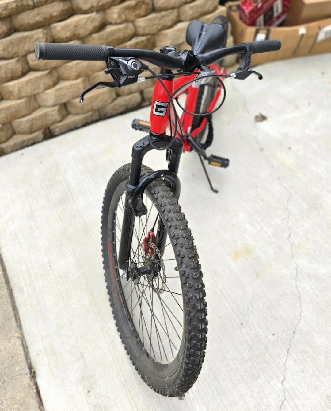 Genesis Saracino 26 inch Mountain Bike - Red. 8 speed. - photo 3