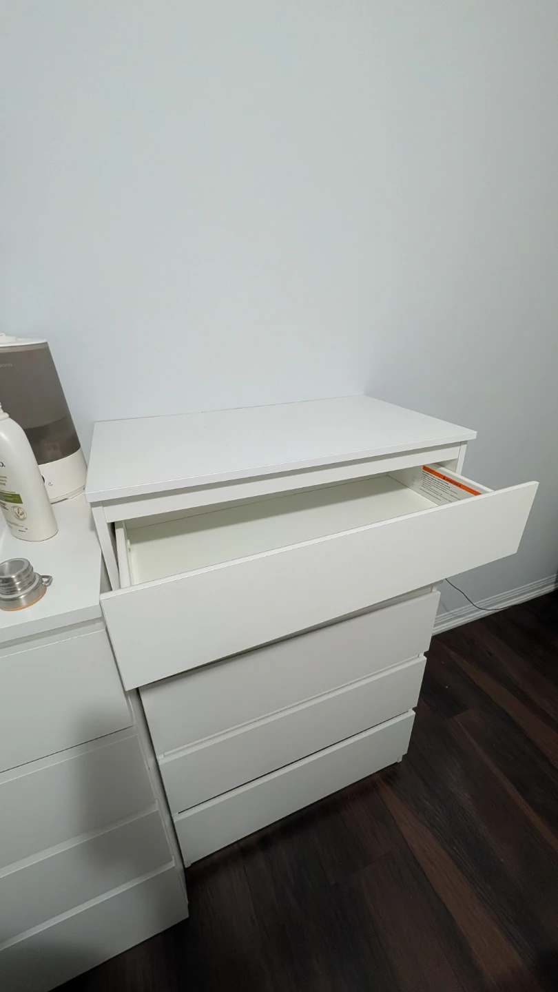 White Dresser with 5 Drawers - photo 2
