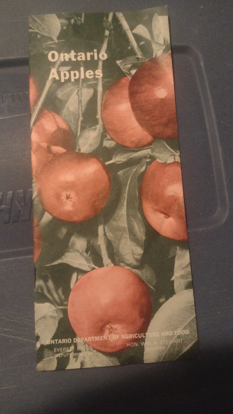 Ontario Apples Booklet