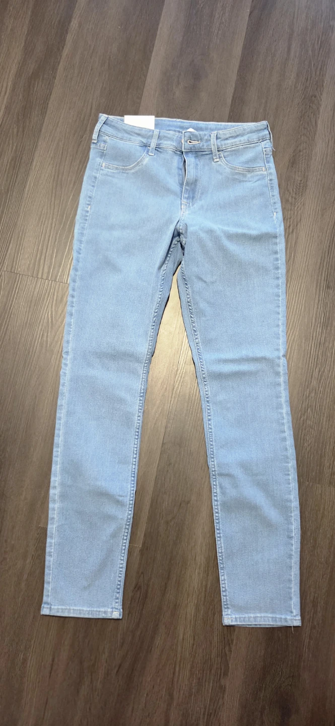 （New）H&M Skinny Fit Jeans