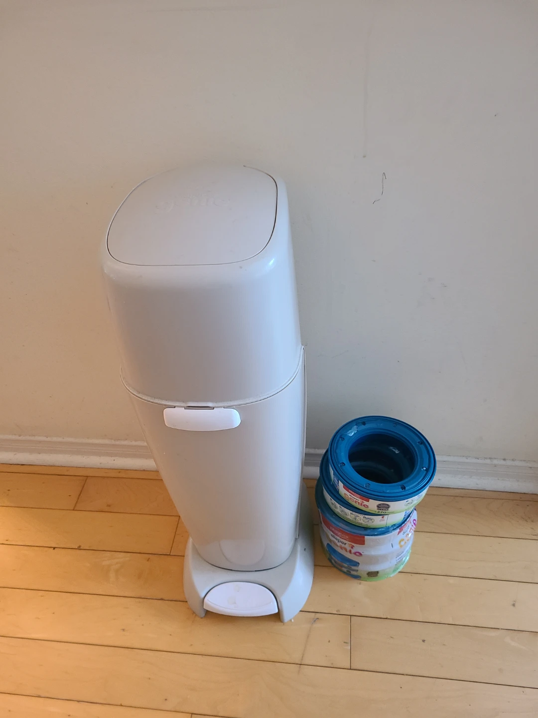 Diaper Genie Diaper Pail with 3 Refill Rings - photo 2