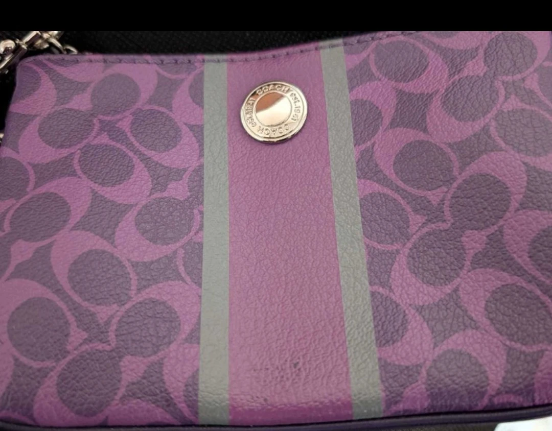 Coach Wristlet - photo 3