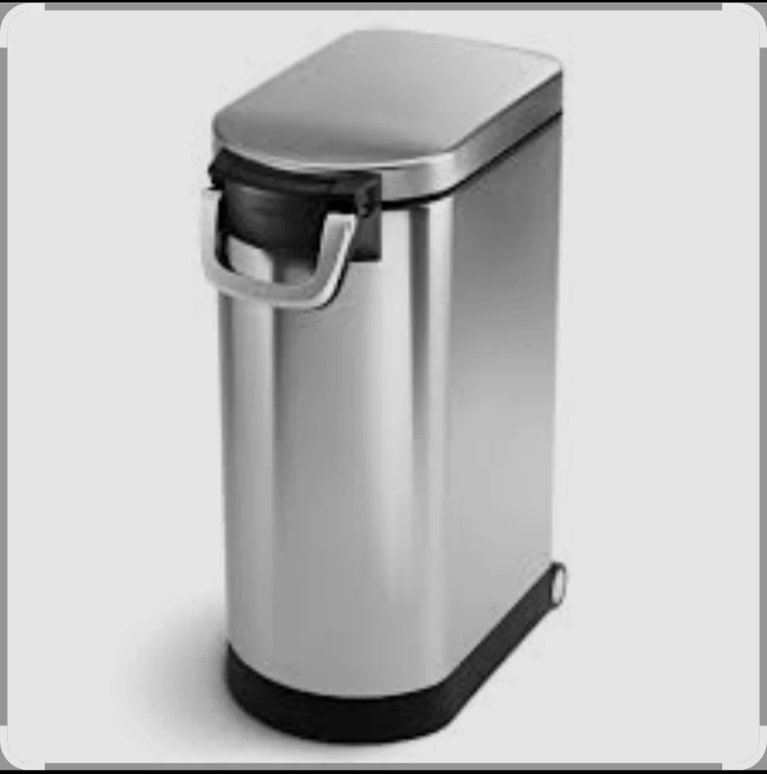Simplehuman XL pet food container