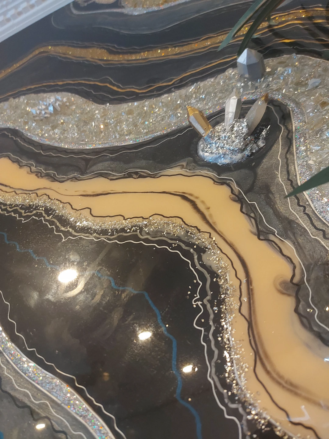 Large Geode Resin Art Wall Hanging - photo 3