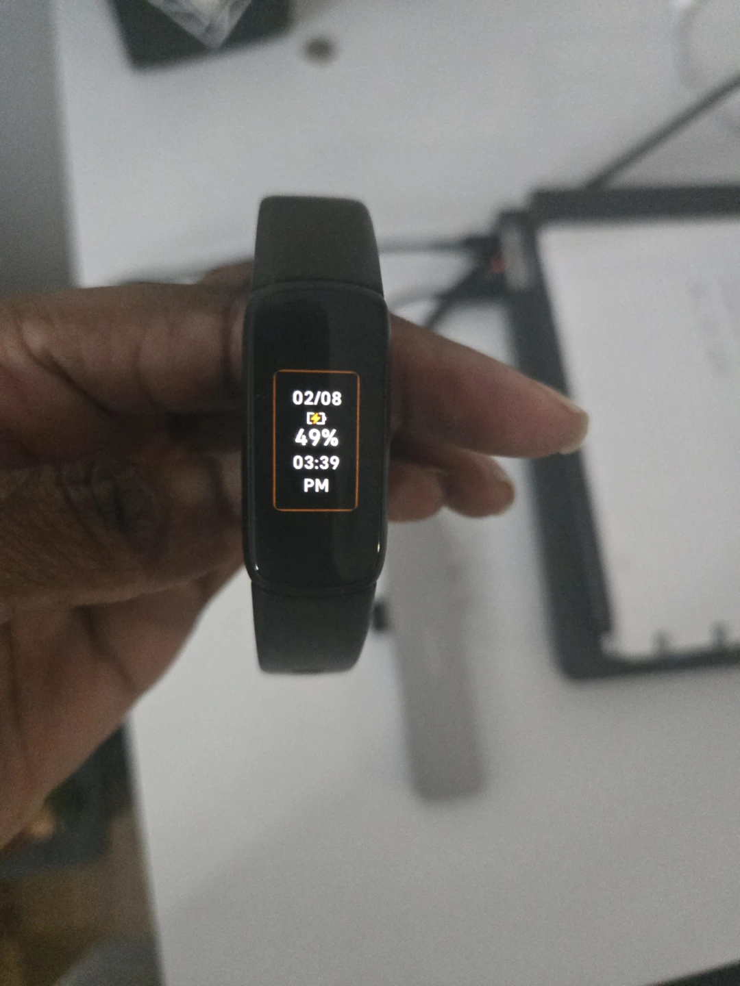 Fitbit watch  luxe - photo 2
