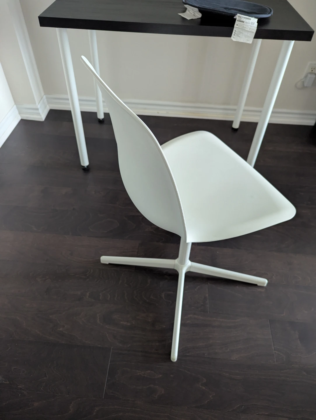 White Swivel Chair - photo 2