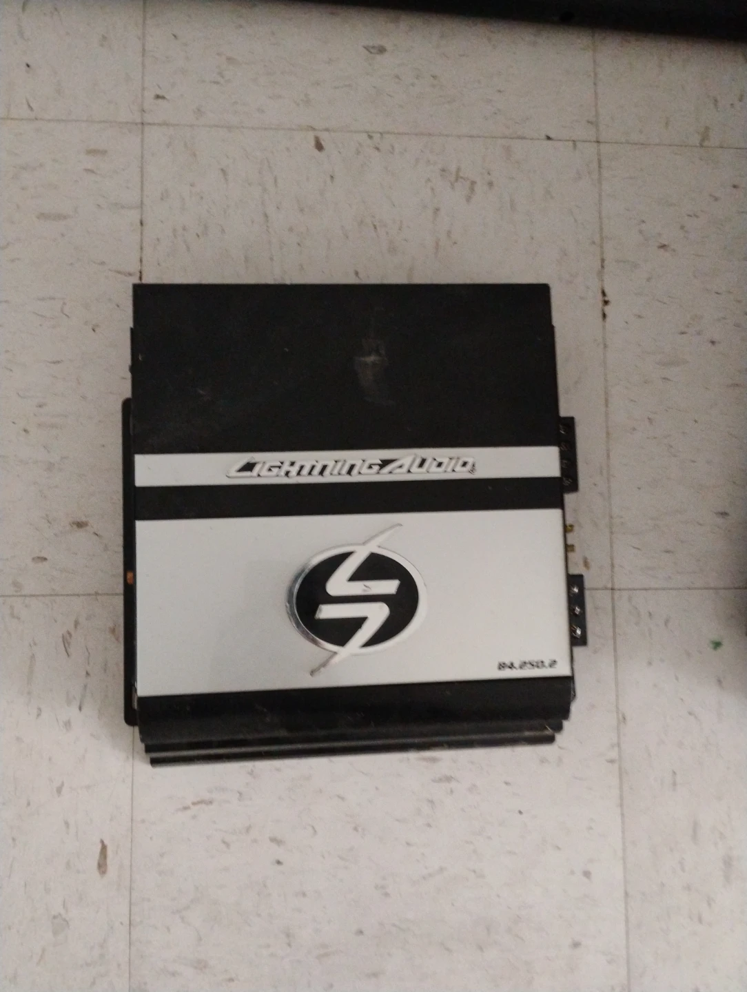 Lightning Audio B4.250.2 Car Amplifier