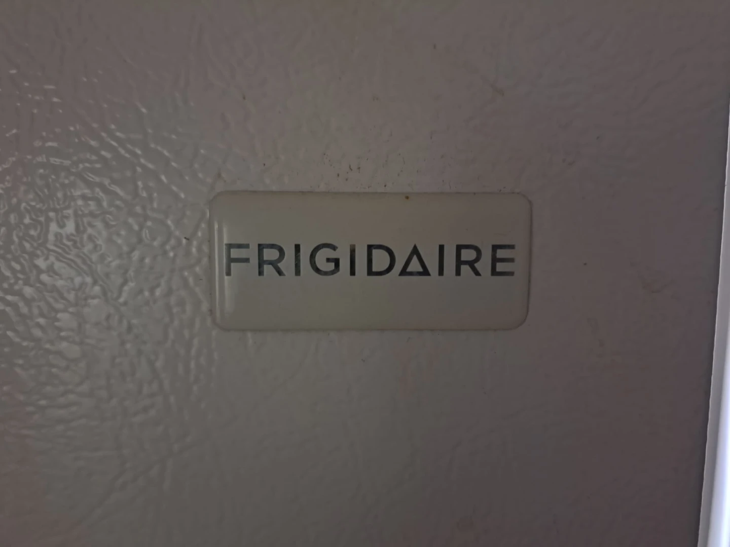 White Frigidaire Refrigerator - photo 2