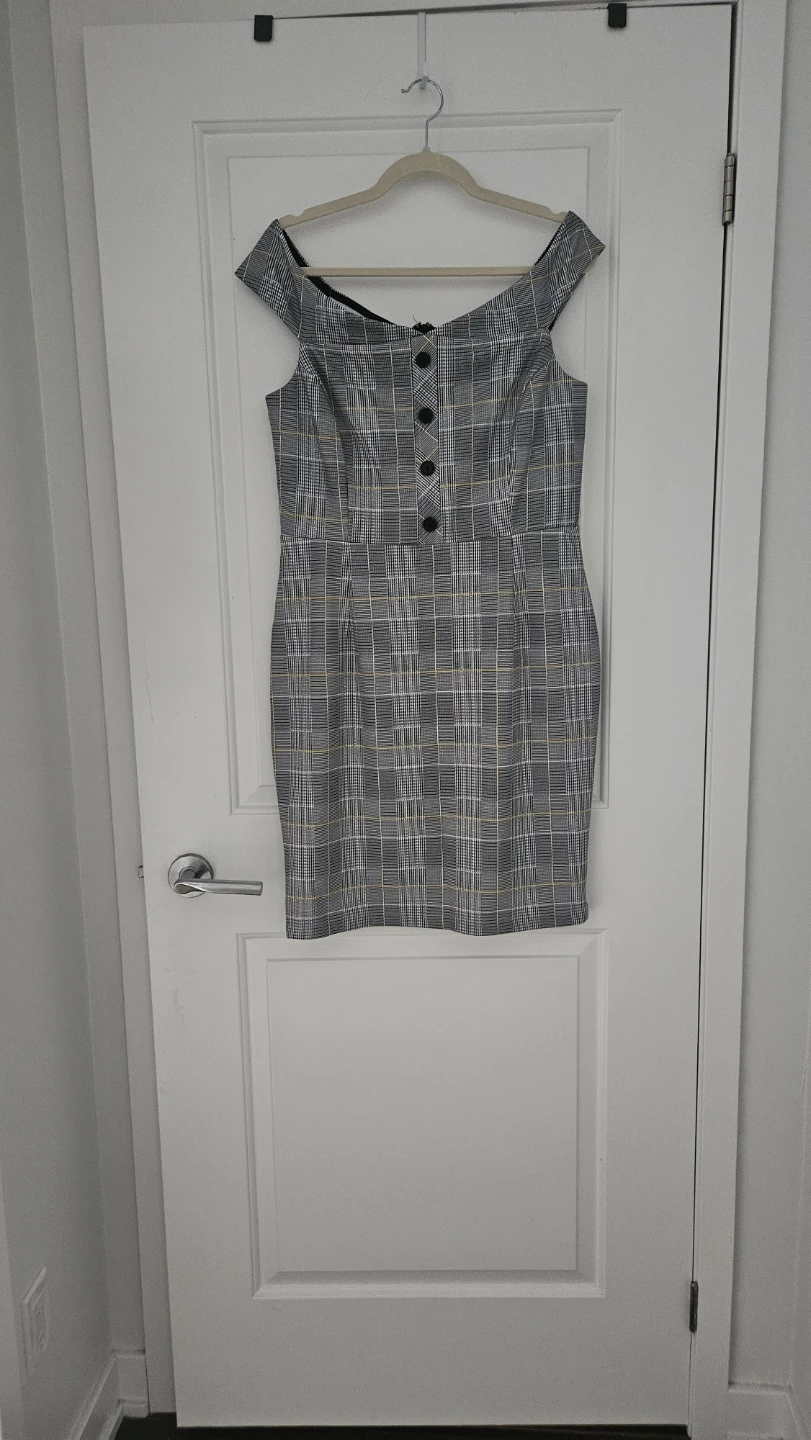 RICKI'S Plaid Off-the-Shoulder Dress Size 10