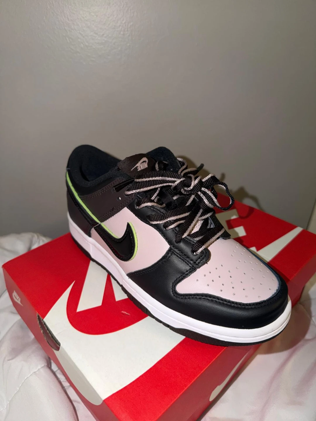 Nike Dunk Low SE (GS) "Particle Rose/Black" Women’s 6.5 - photo 4