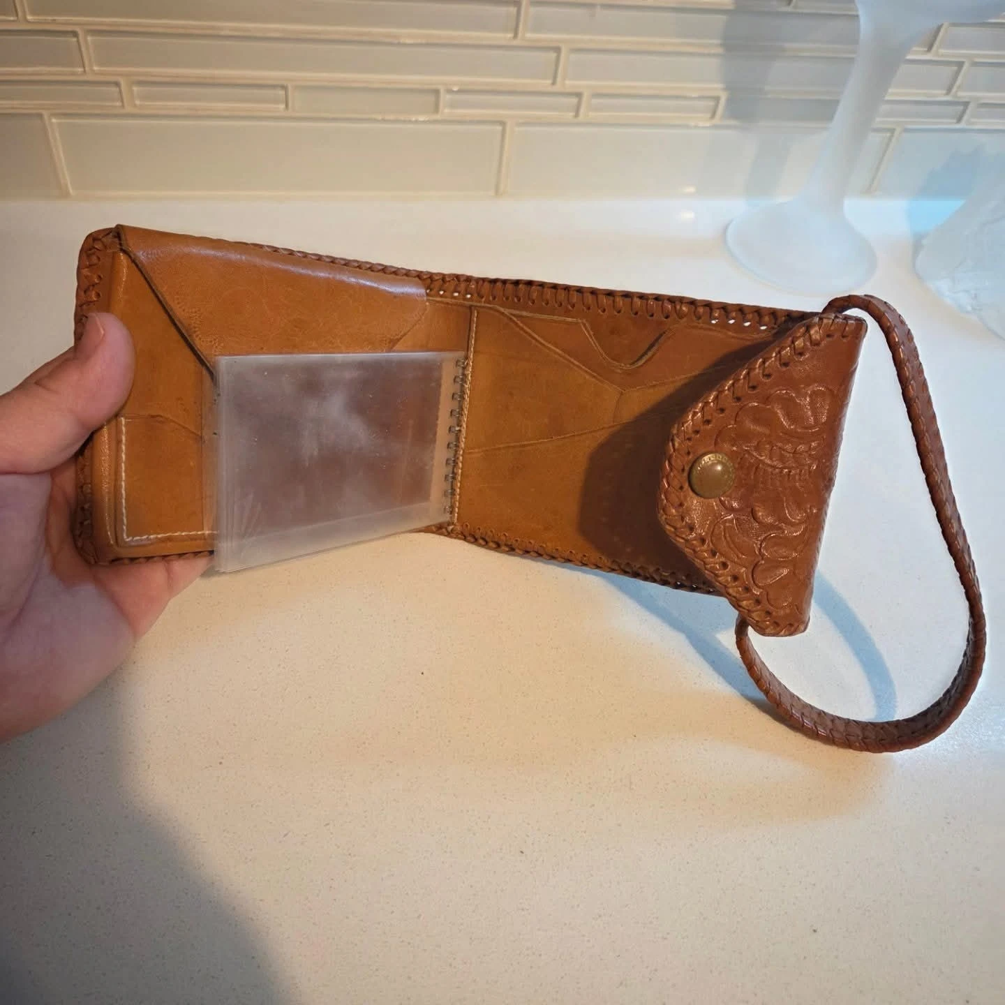 Vintage tooled leather wallet - photo 2